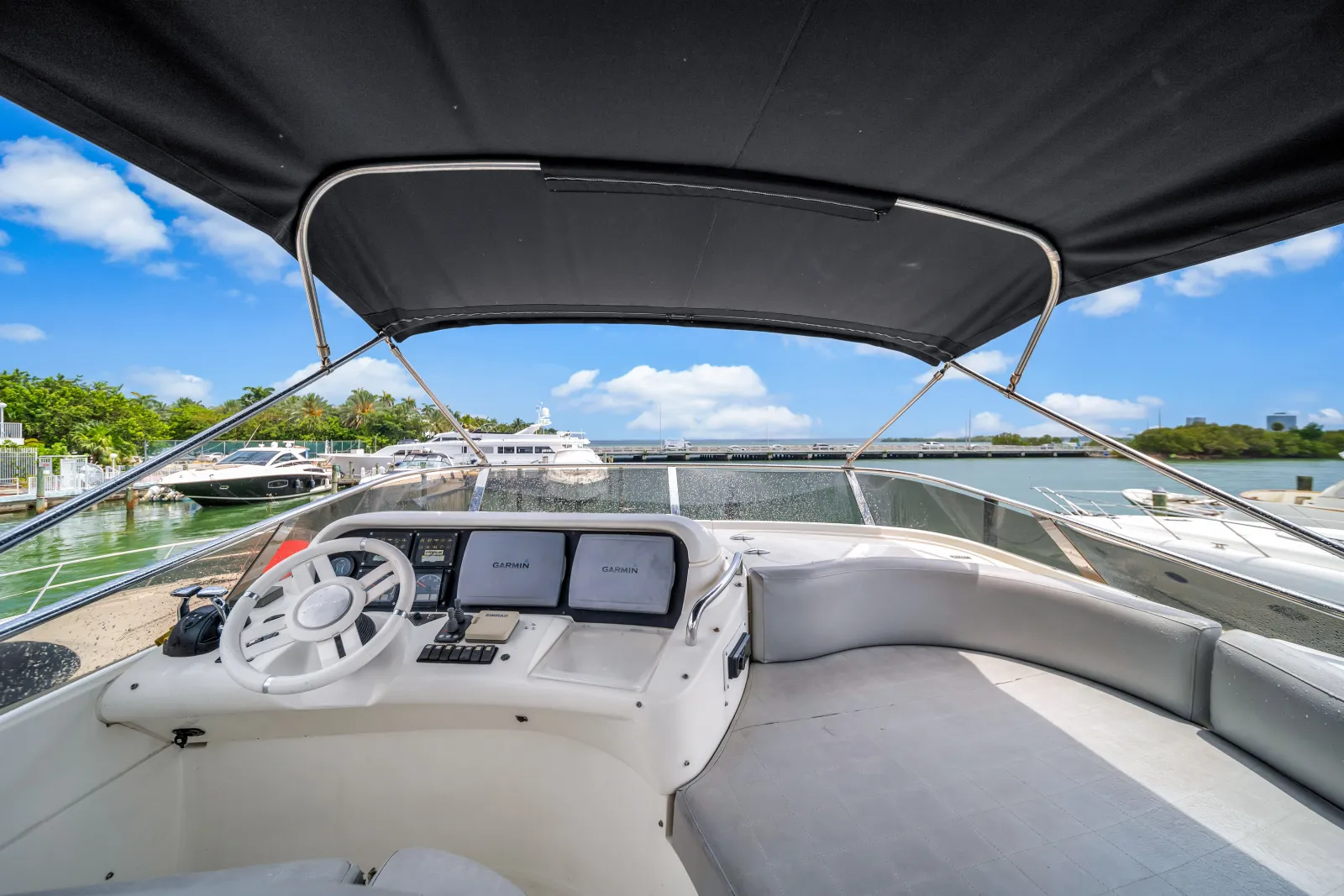 Dolce Vita 4 flybridge