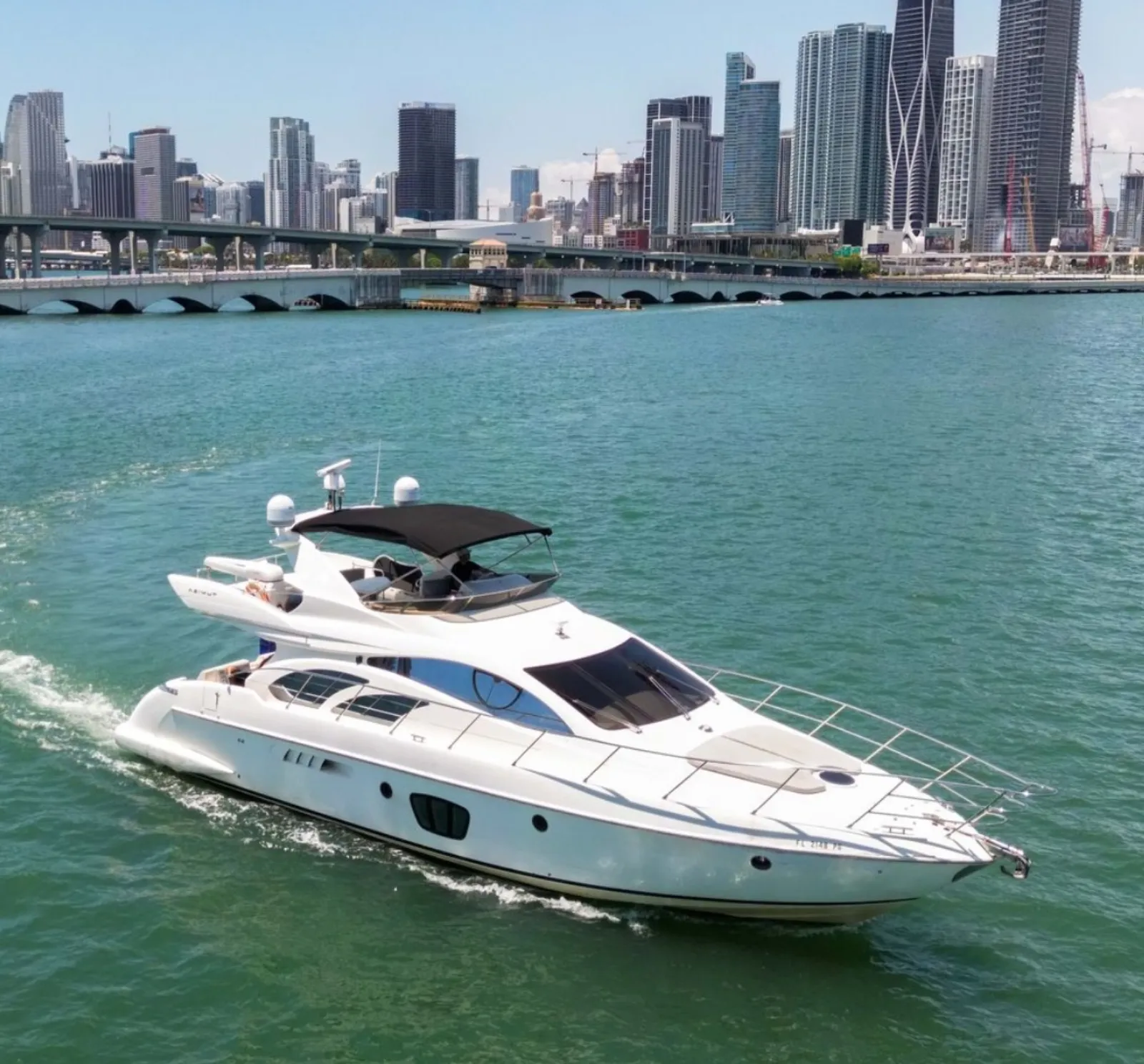 AZIMUT Flybridge Dolce Vita 4